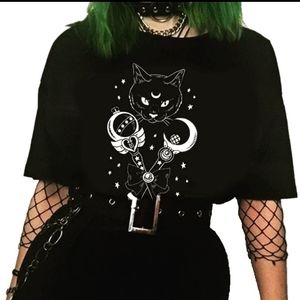 NEW Graphic Cat Tee